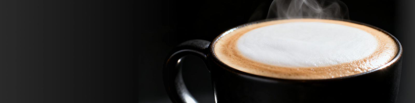 Πυκνός και μεταξένιος αφρός <br class="coffeemas_c-small-hide"><br class="coffeemas_c-pc-hide">γάλακτος με ένα άγγιγμα